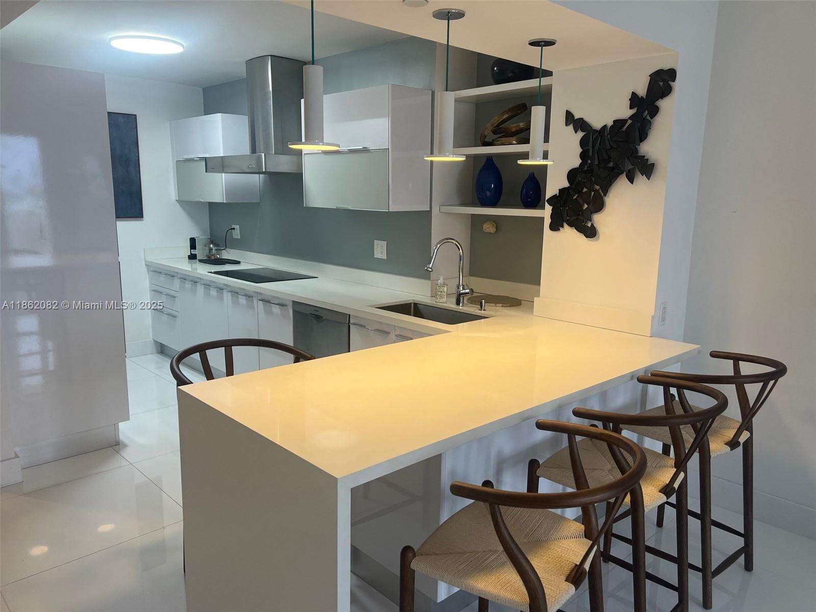 Decoplage at 100 Lincoln Rd, Miami Beach, FL 33139 - For Rent photo 11