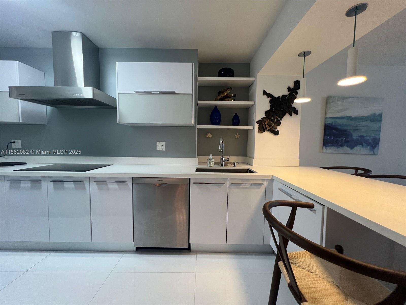 Decoplage at 100 Lincoln Rd, Miami Beach, FL 33139 - For Rent photo 18