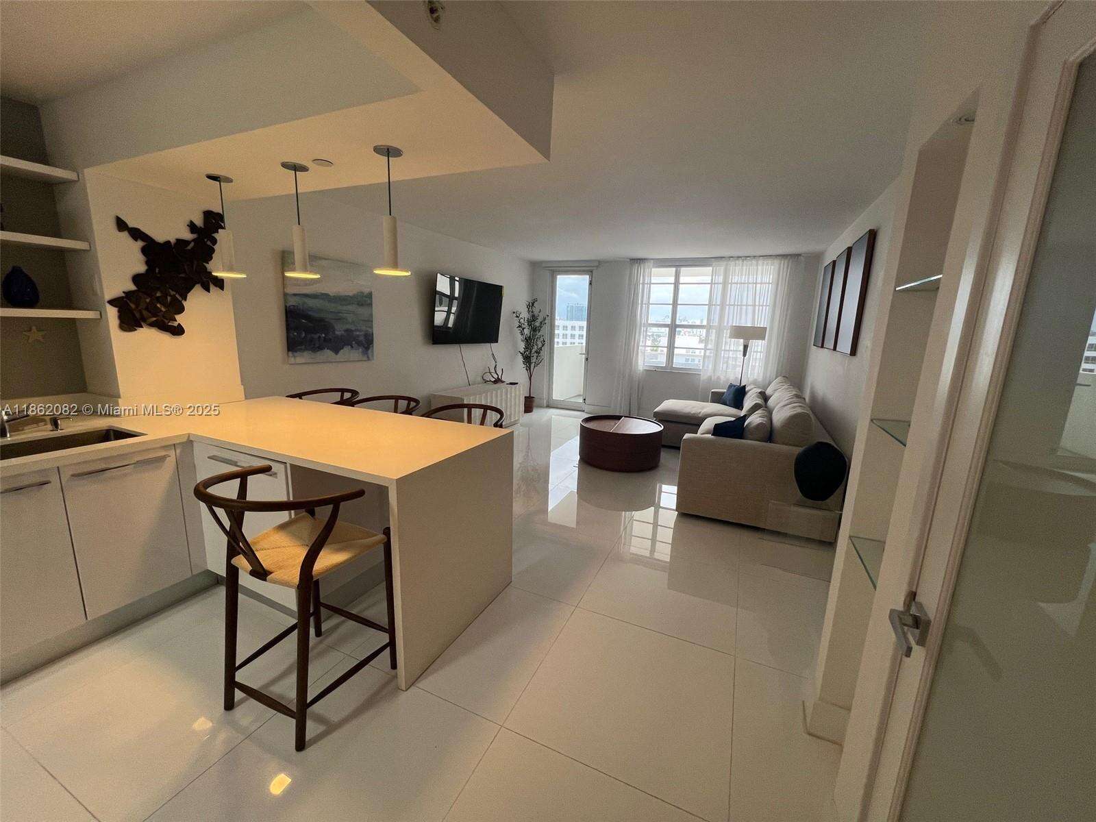Decoplage at 100 Lincoln Rd, Miami Beach, FL 33139 - For Rent photo 19