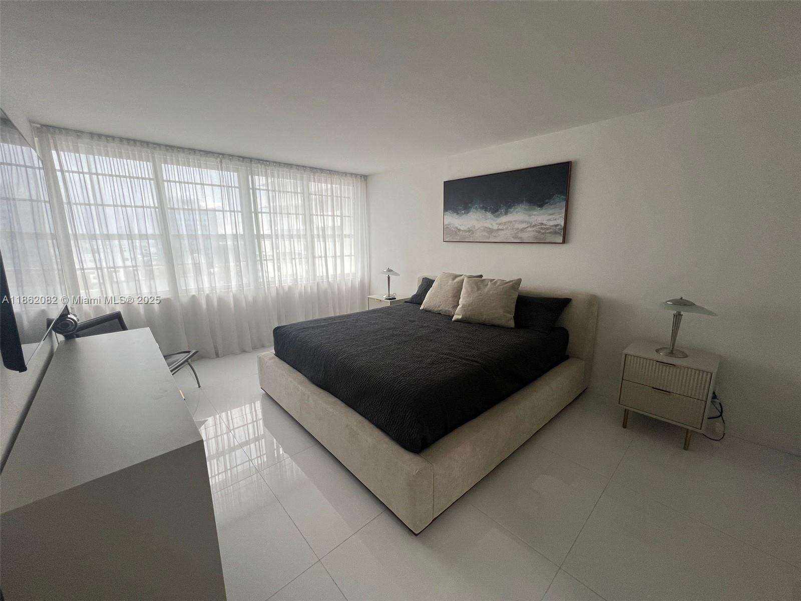 Decoplage at 100 Lincoln Rd, Miami Beach, FL 33139 - For Rent photo 28