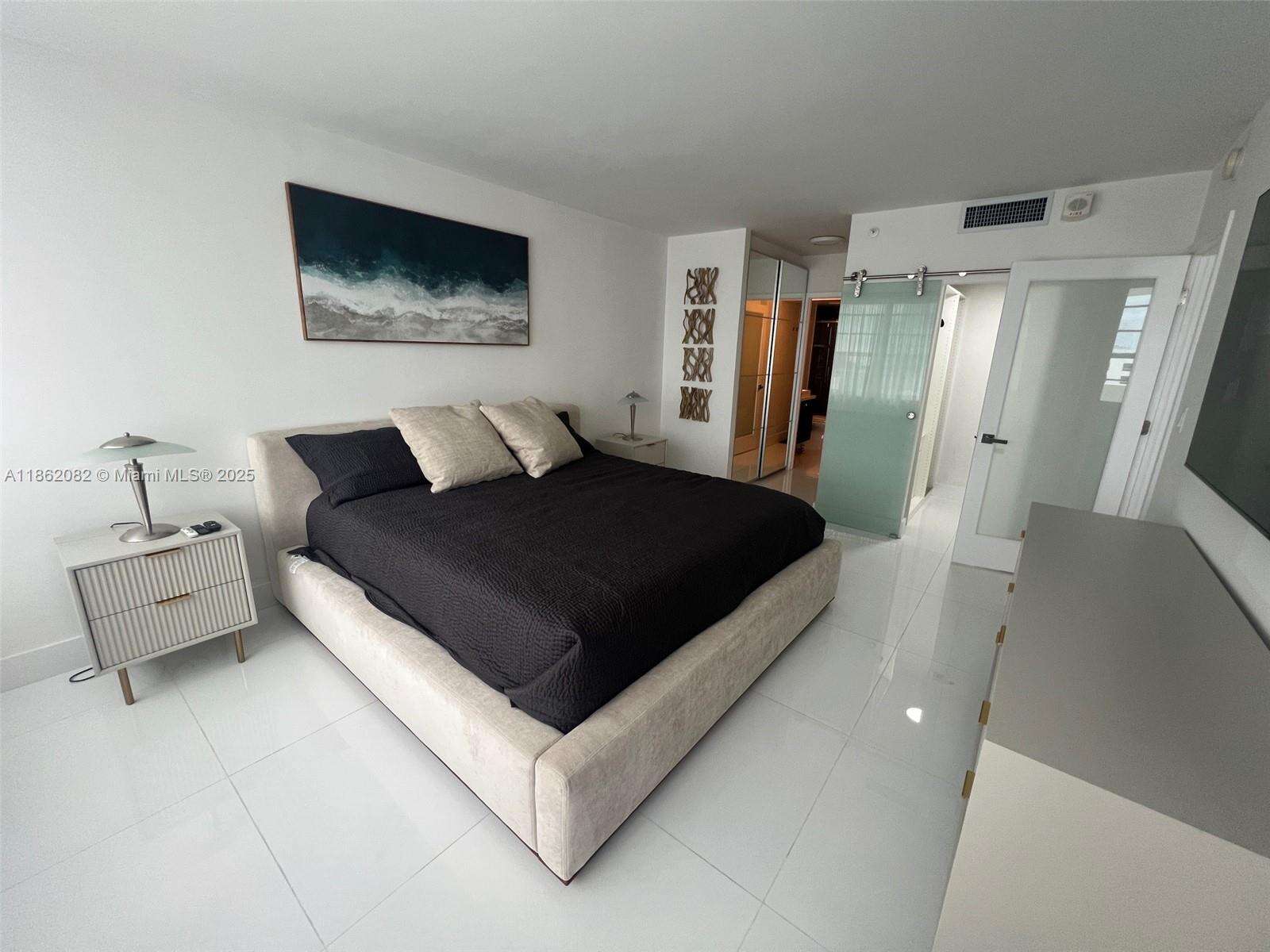 Decoplage at 100 Lincoln Rd, Miami Beach, FL 33139 - For Rent photo 29