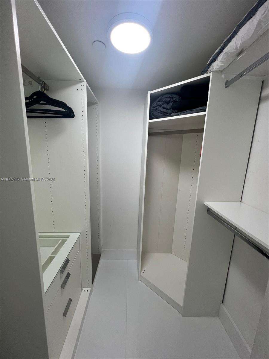 Decoplage at 100 Lincoln Rd, Miami Beach, FL 33139 - For Rent photo 32