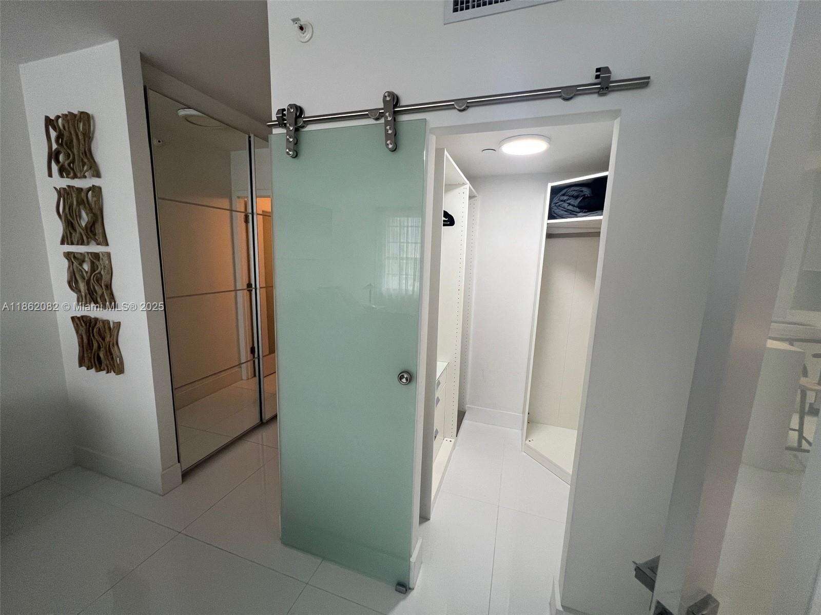 Decoplage at 100 Lincoln Rd, Miami Beach, FL 33139 - For Rent photo 34