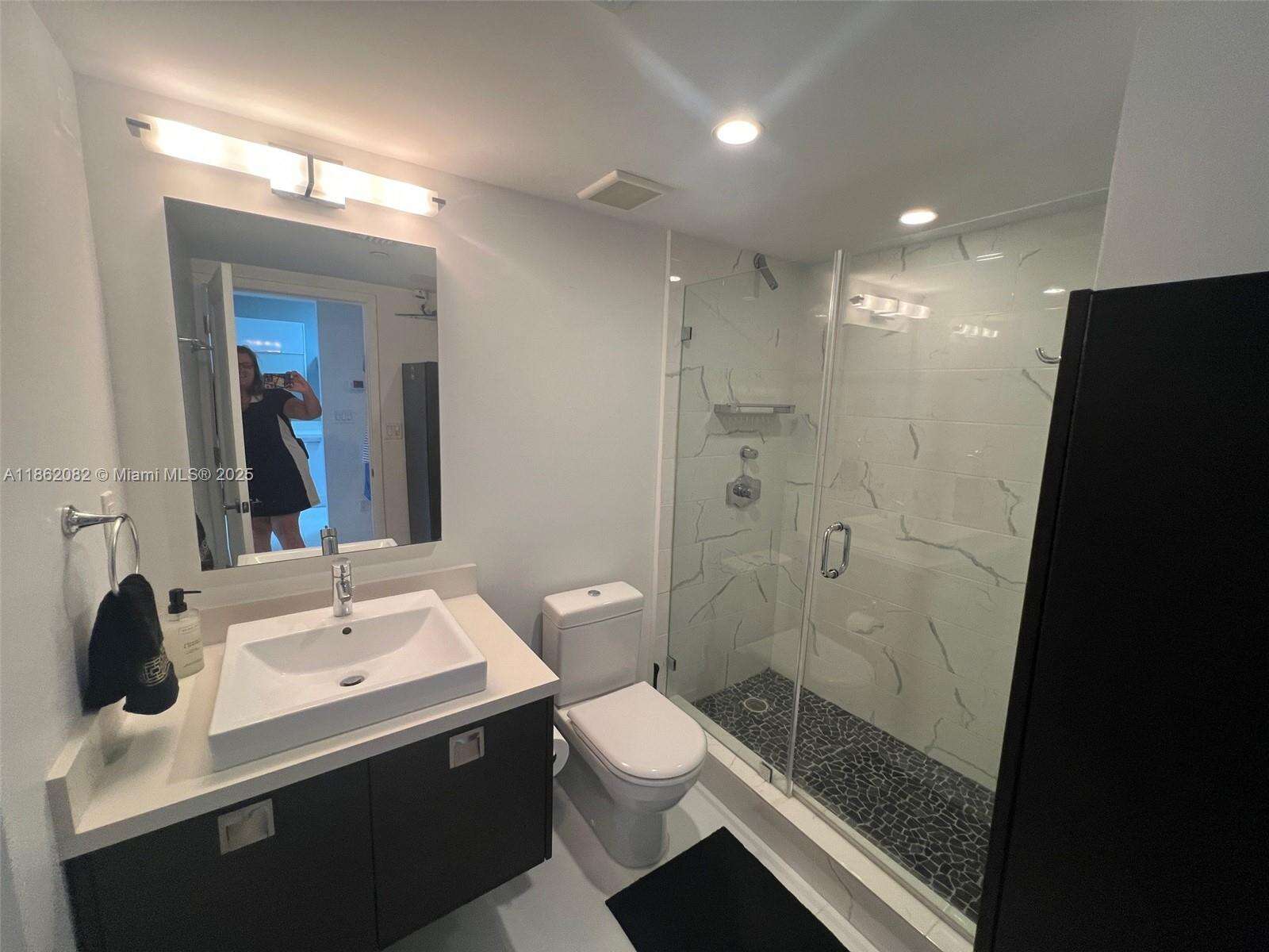 Decoplage at 100 Lincoln Rd, Miami Beach, FL 33139 - For Rent photo 37