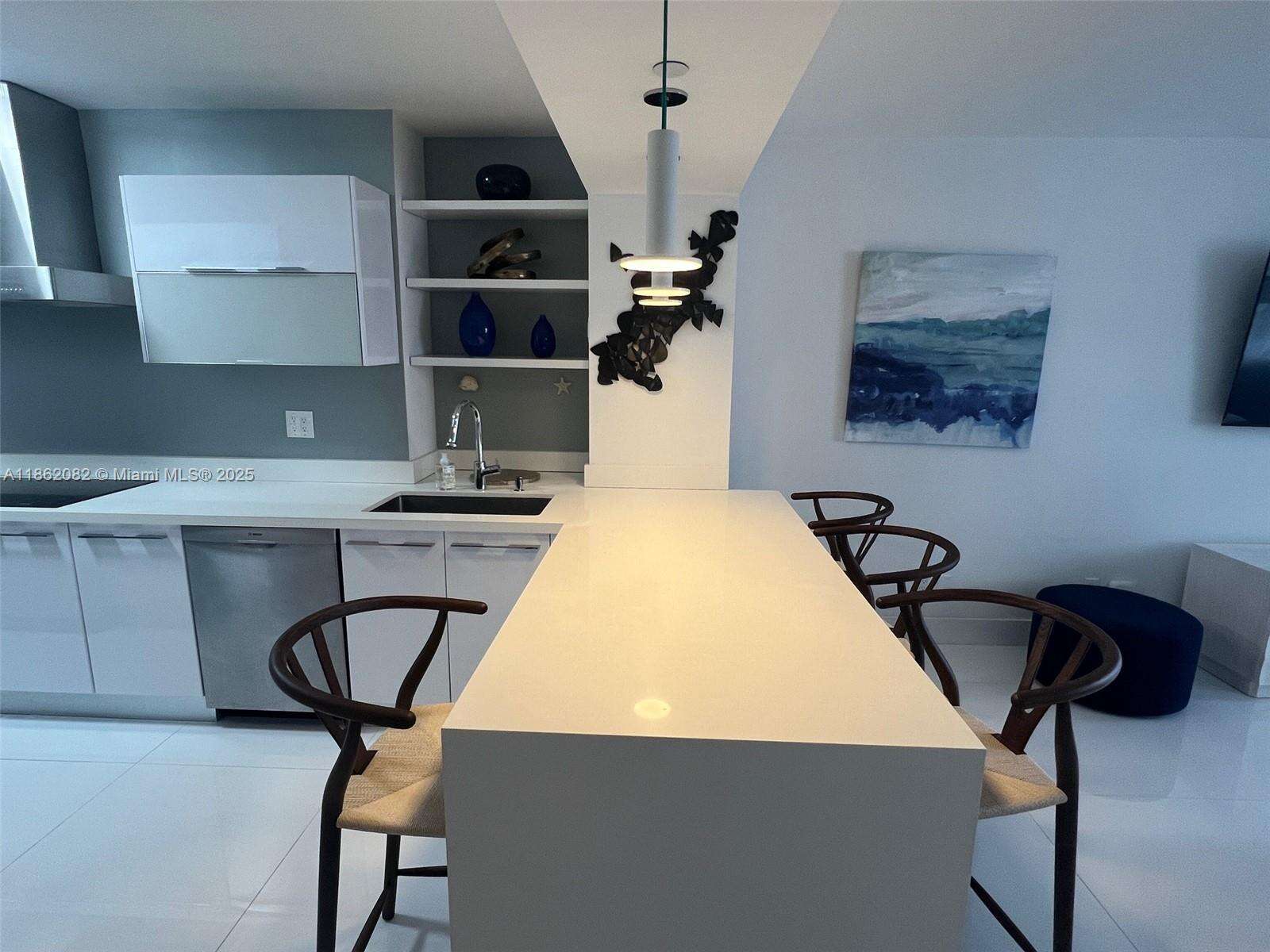 Decoplage at 100 Lincoln Rd, Miami Beach, FL 33139 - For Rent photo 10