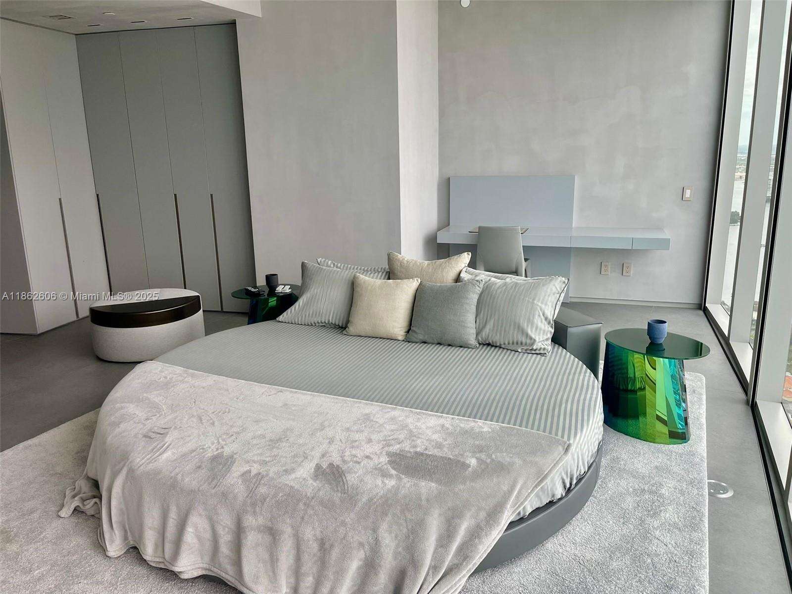 Porsche Design Tower at 18555 Collins Ave, Sunny Isles Beach, FL 33160 - For Rent photo 34
