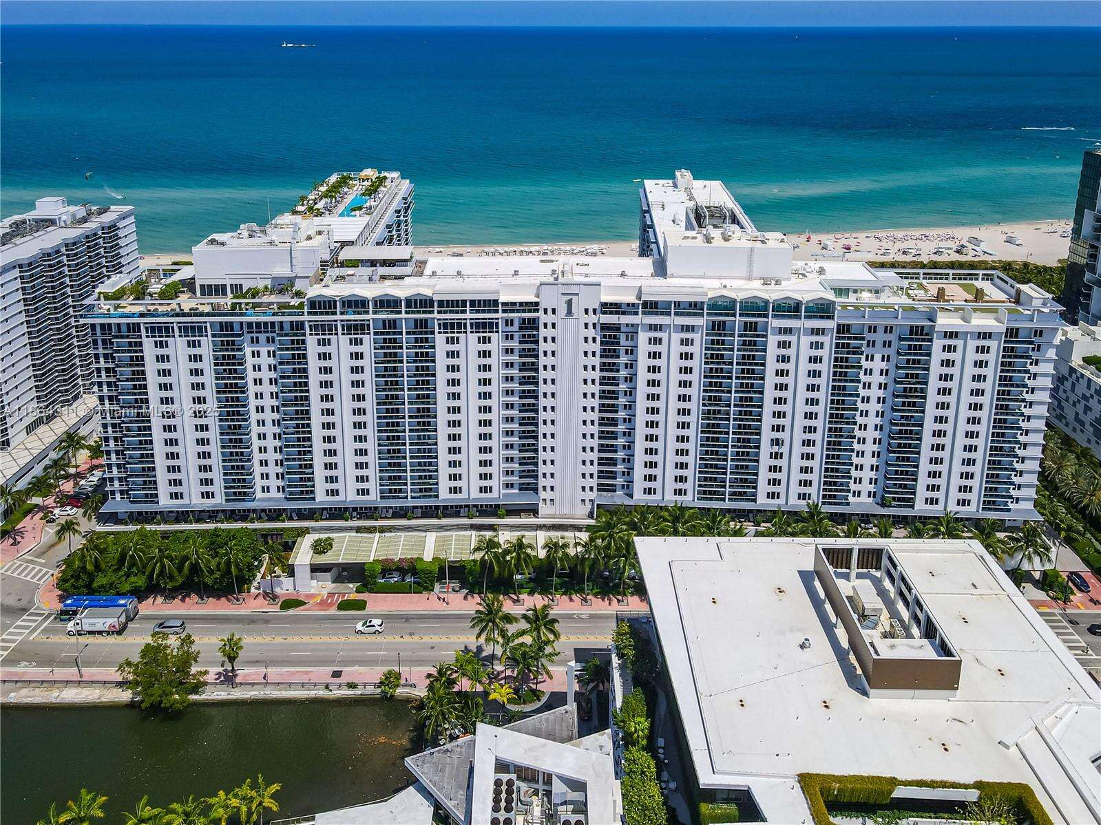 Roney Palace at 2301 Collins Ave, Miami Beach, FL 33139 - For Rent photo 2