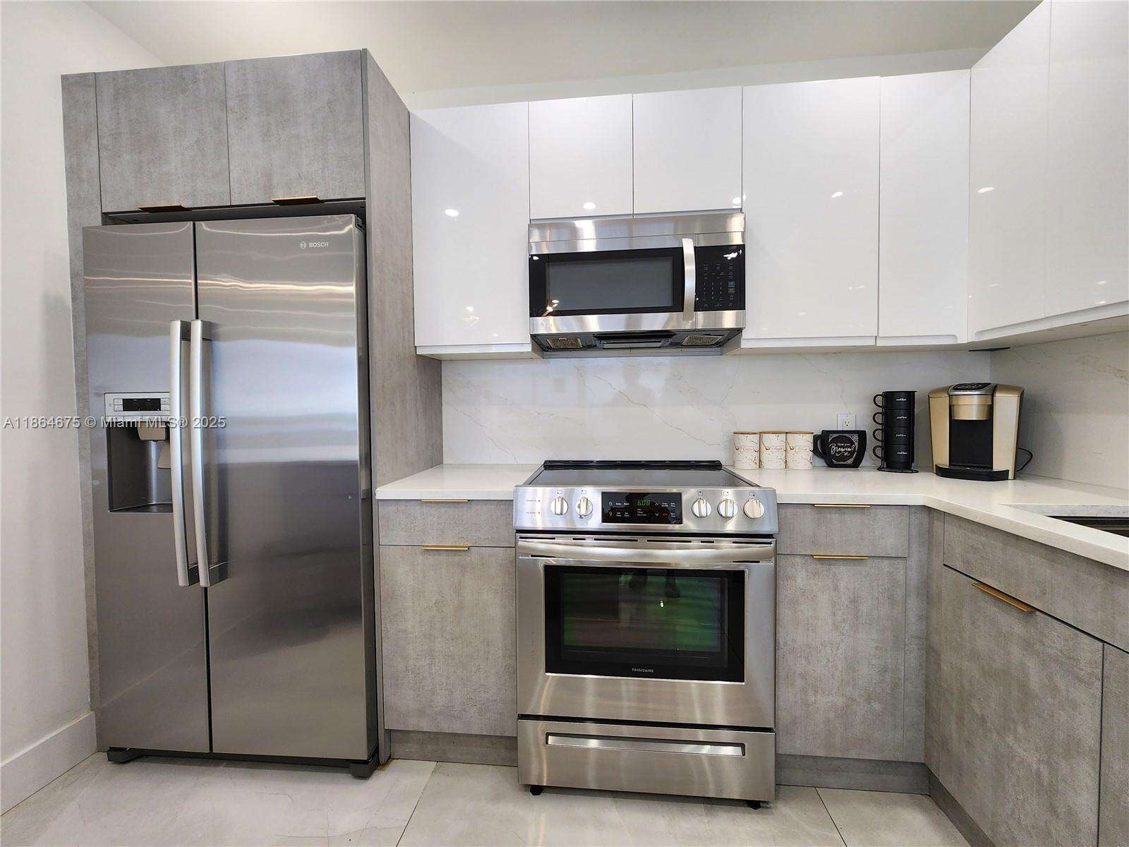 Alexander Towers at 3505 Ocean Dr, Hollywood, FL 33019 - For Rent photo 13