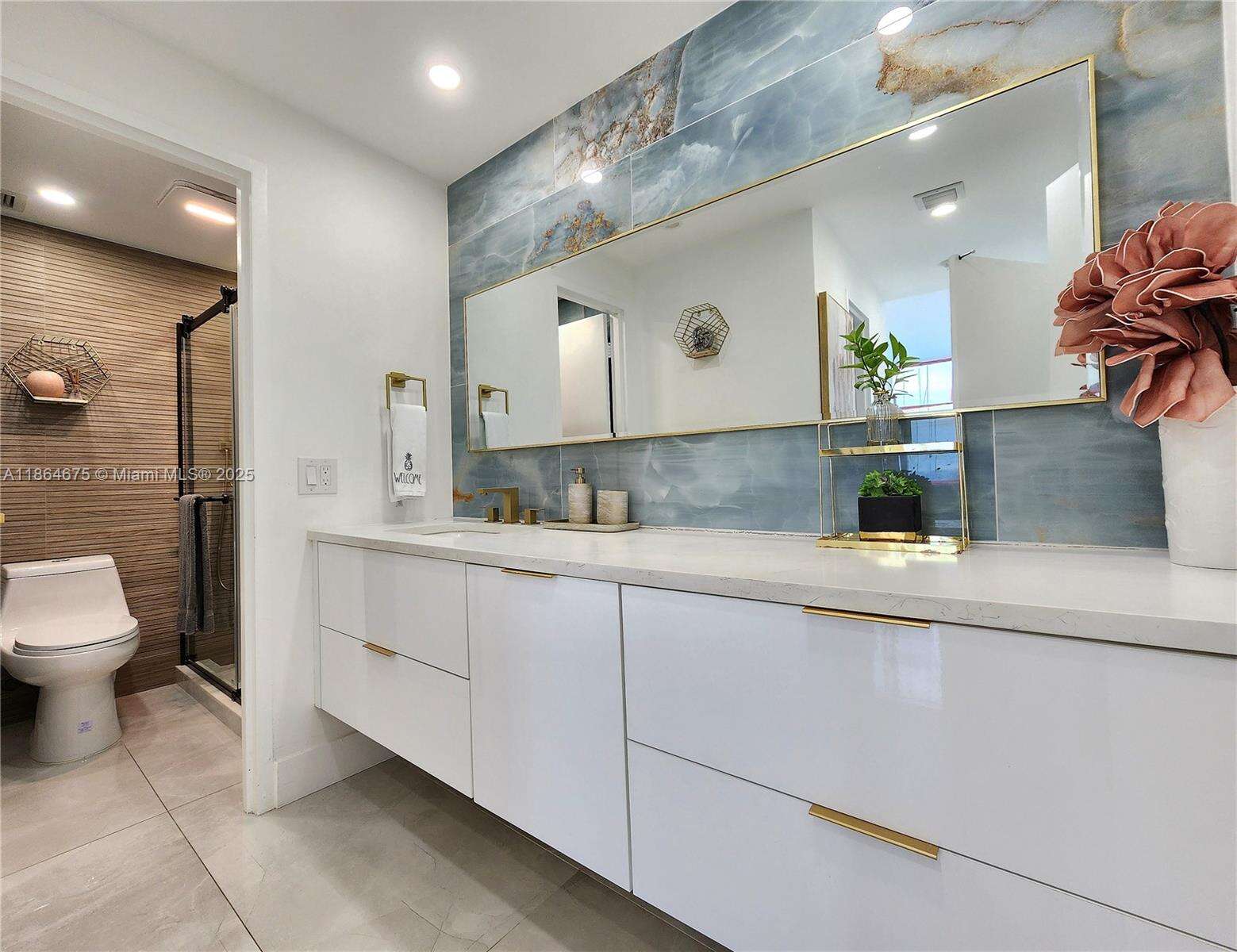 Alexander Towers at 3505 Ocean Dr, Hollywood, FL 33019 - For Rent photo 32