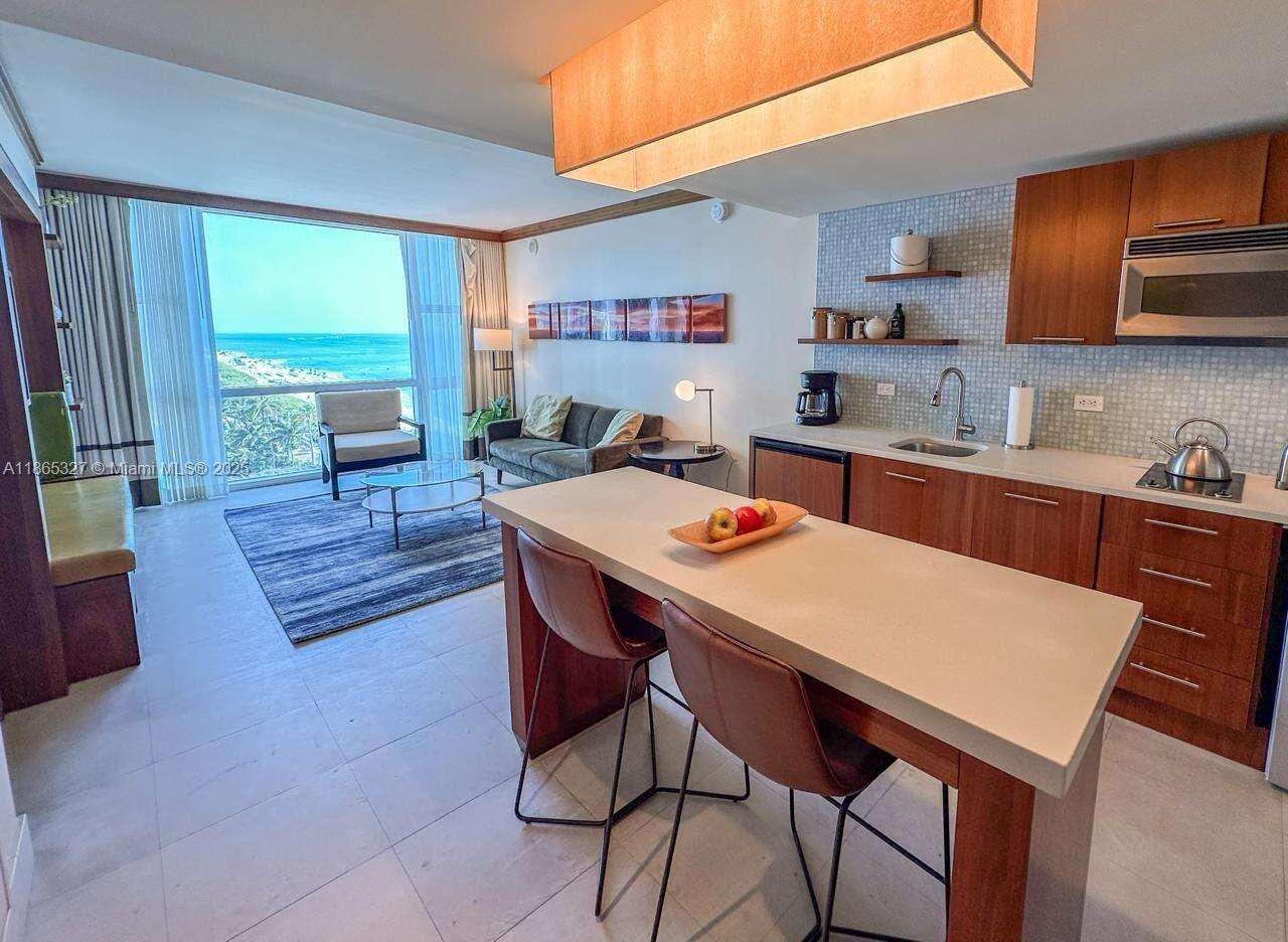 Central Carillon at 6801 Collins Ave, Miami Beach, FL 33141 - For Rent photo 3