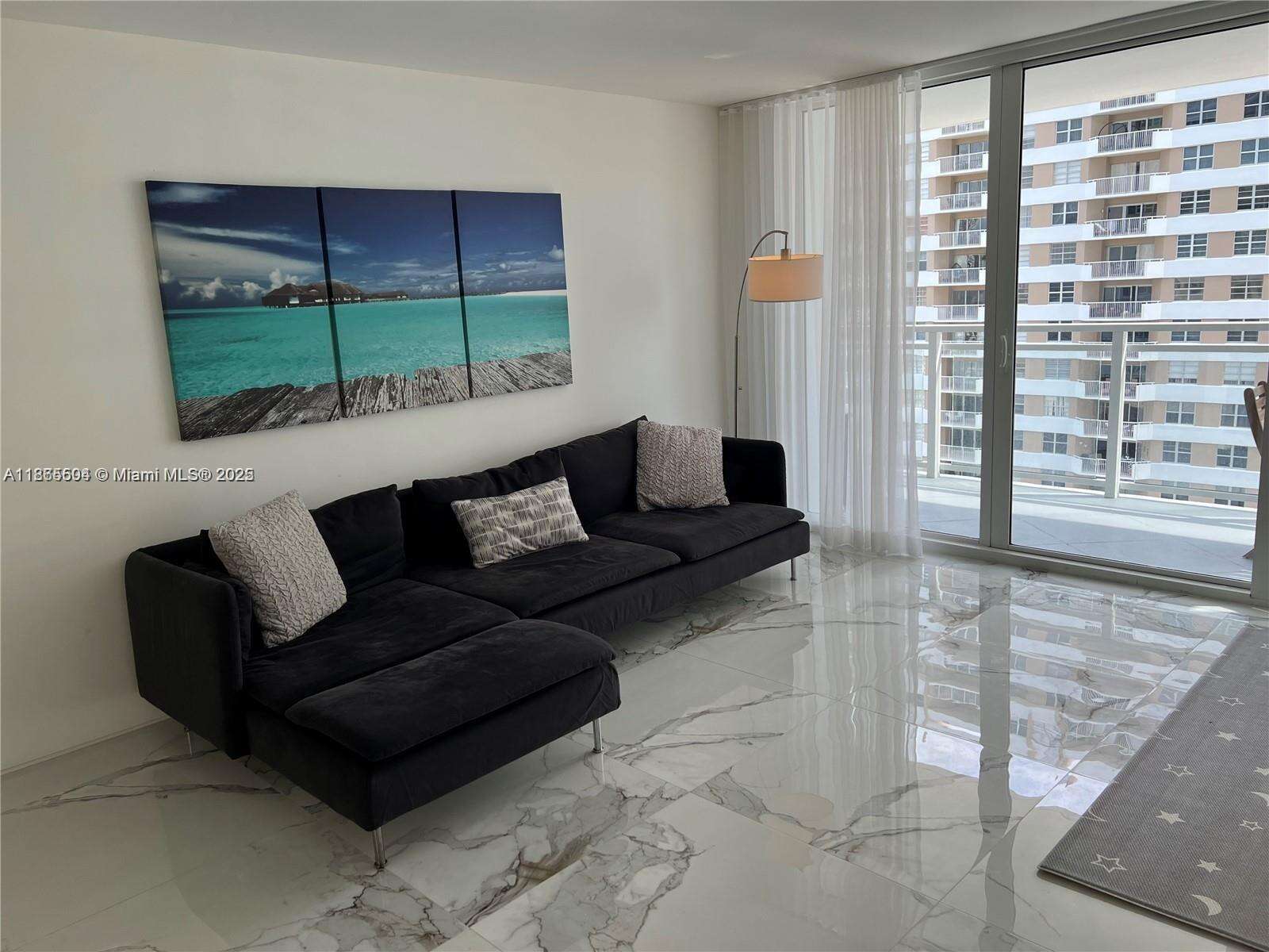 Parker Plaza at 2030 Ocean Dr, Hallandale Beach, FL 33009 - For Rent photo 8