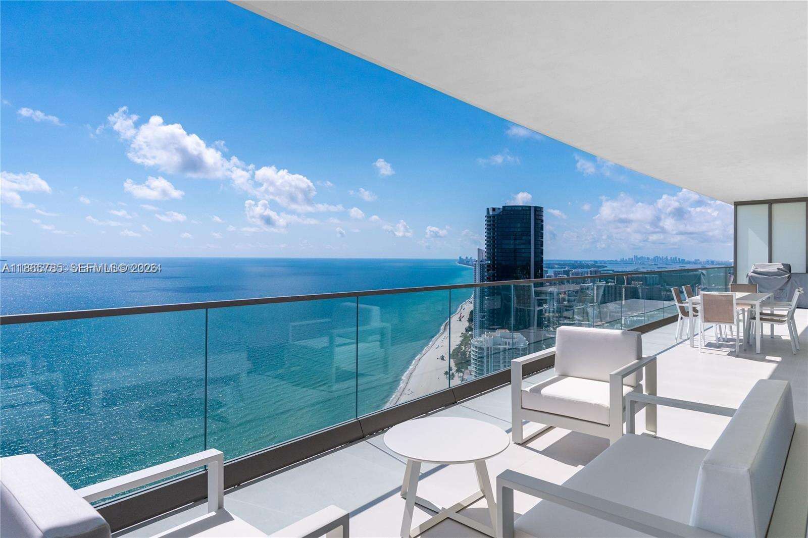 Armani Casa at 18975 Collins Ave, Sunny Isles Beach, FL 33160 - For Rent photo 2