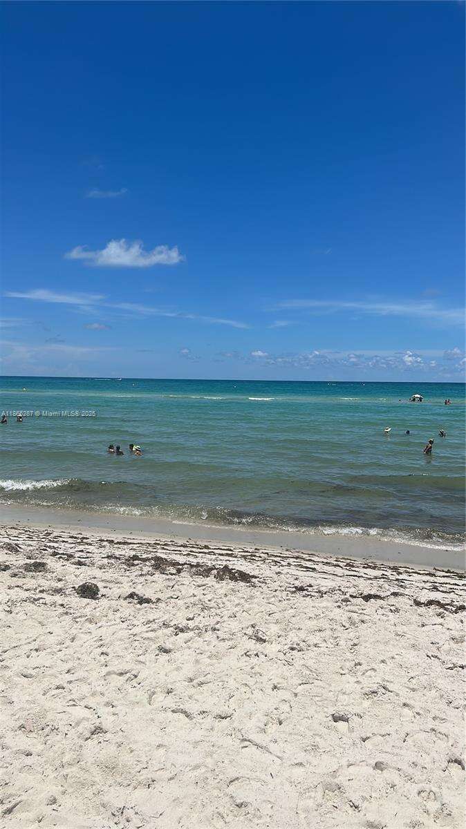 Seacoast 5151 at 5161 Collins Ave, Miami Beach, FL 33140 - For Rent photo 28