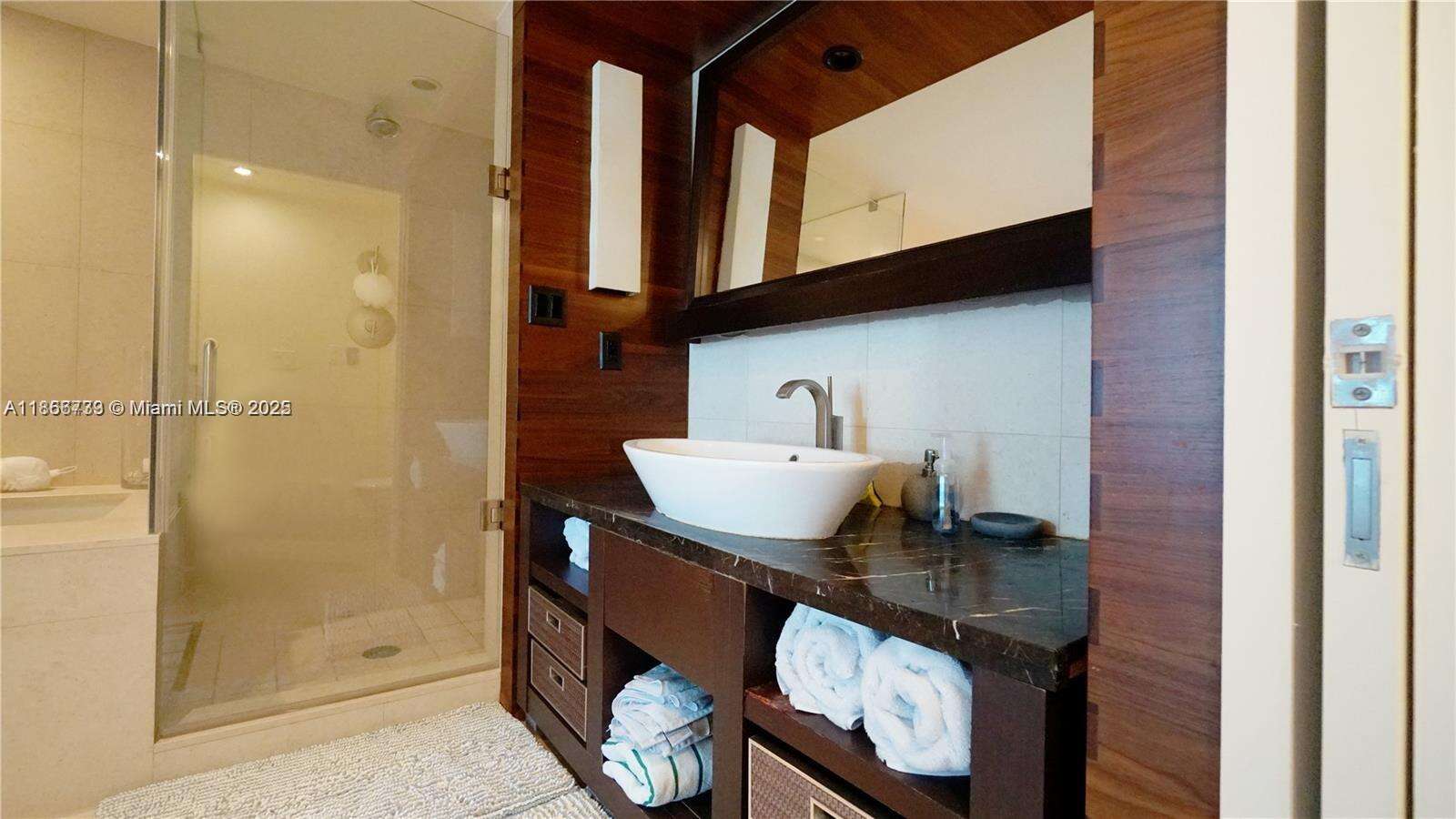 Central Carillon at 6801 Collins Ave, Miami Beach, FL 33141 - For Rent photo 12