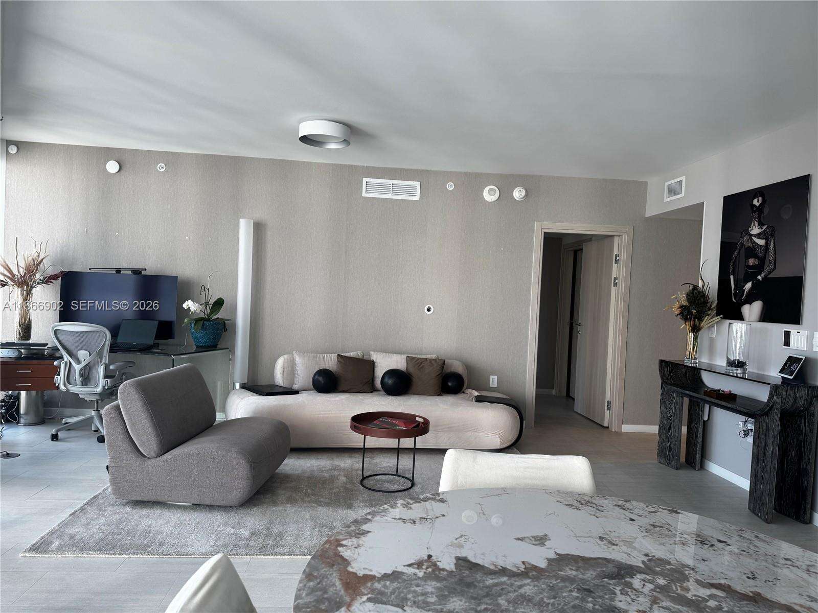 Brickell Flatiron at 1000 Brickell Plz, Miami, FL 33131 - For Rent photo 6