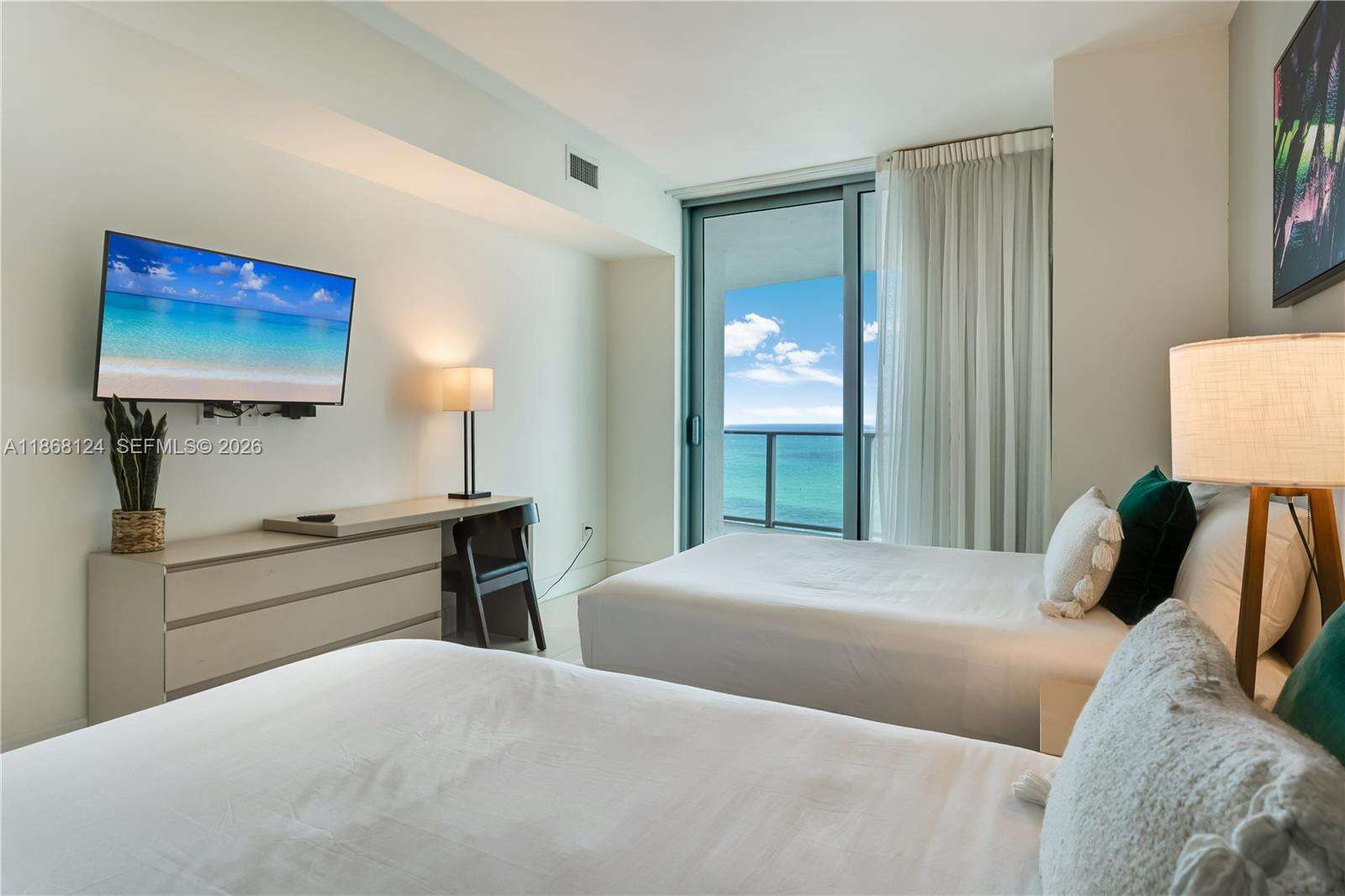 Hyde Resort at 4111 Ocean Dr, Hollywood, FL 33019 - For Rent photo 18