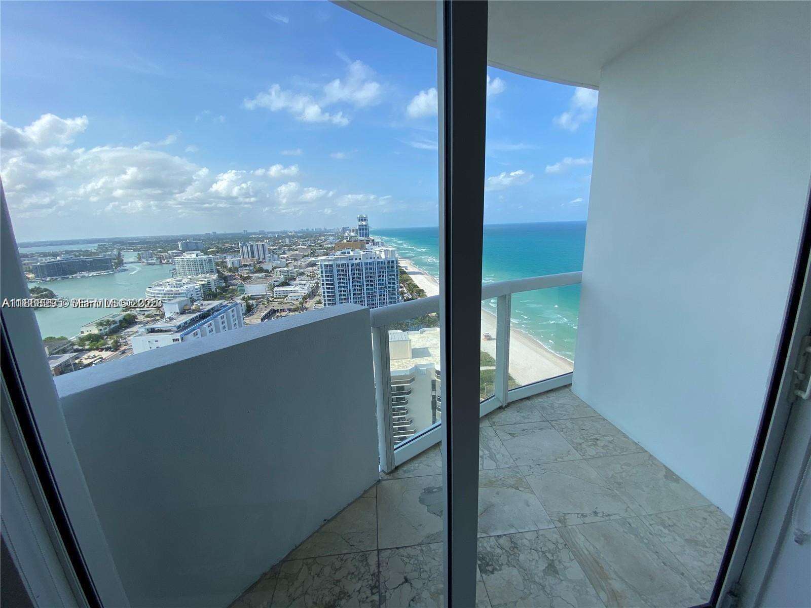 Akoya at 6365 Collins Aveavail 04 05 2026, Miami Beach, FL 33141 - For Rent photo 14
