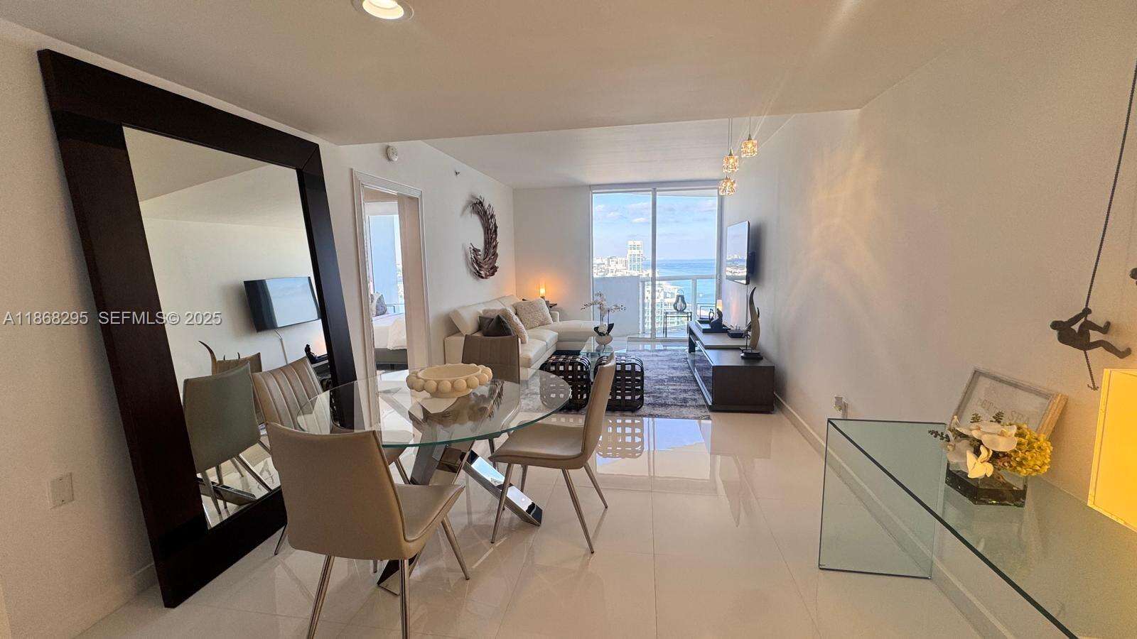Akoya at 6365 Collins Aveavail 04 05 2026, Miami Beach, FL 33141 - For Rent photo 5