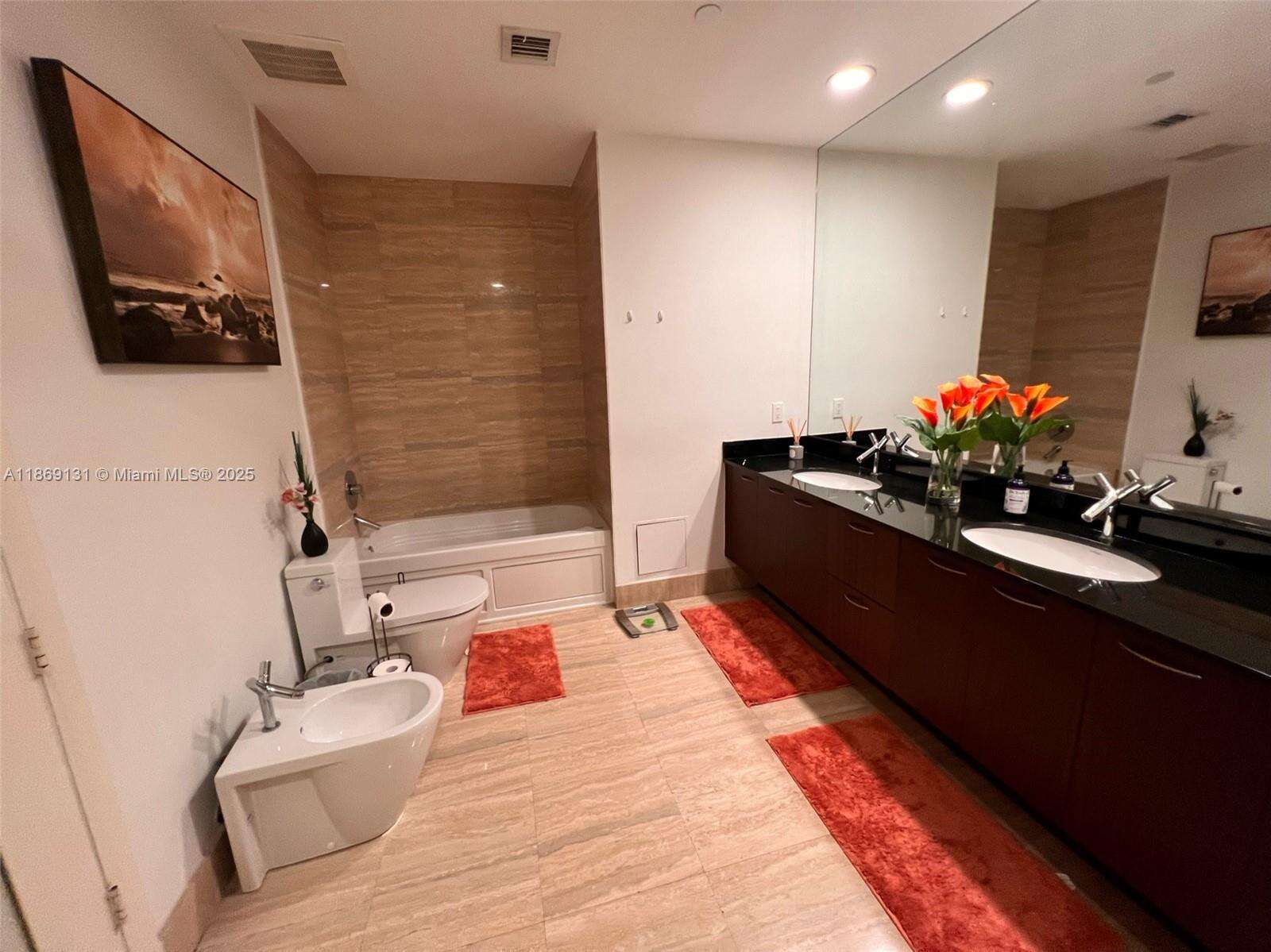 Trump Tower 3 at 15811 Collins Ave, Sunny Isles Beach, FL 33160 - For Rent photo 22