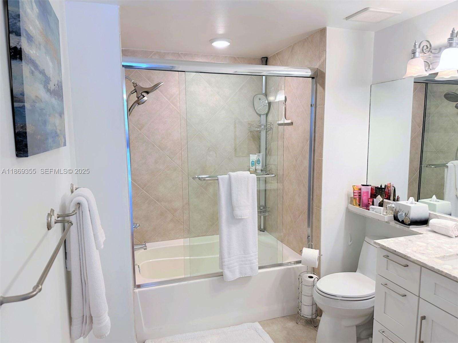 2080 Ocean Dr, Hallandale Beach, FL 33009 - For Rent photo 11