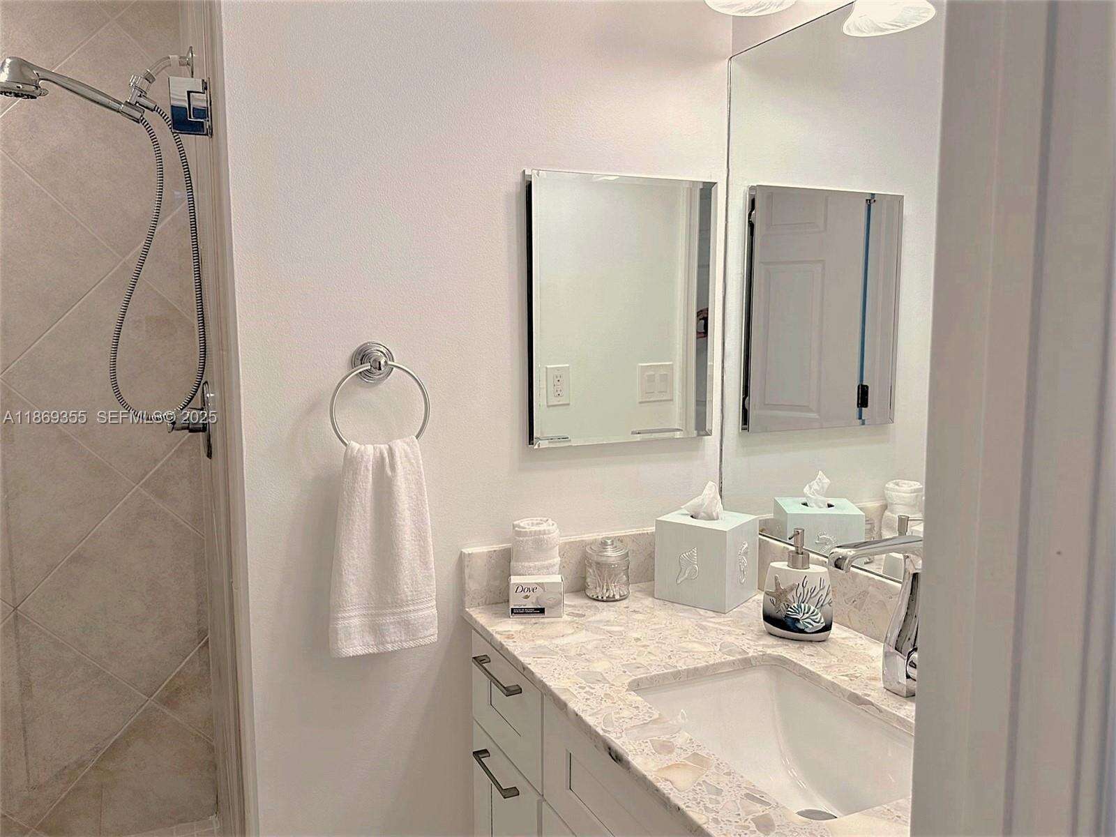 2080 Ocean Dr, Hallandale Beach, FL 33009 - For Rent photo 19