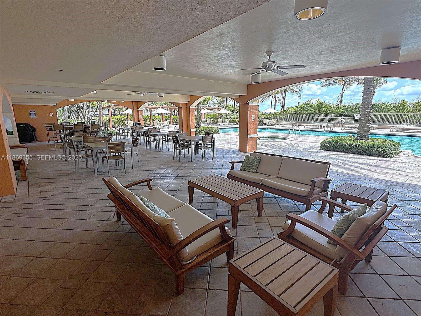 2080 Ocean Dr, Hallandale Beach, FL 33009 - For Rent photo 32