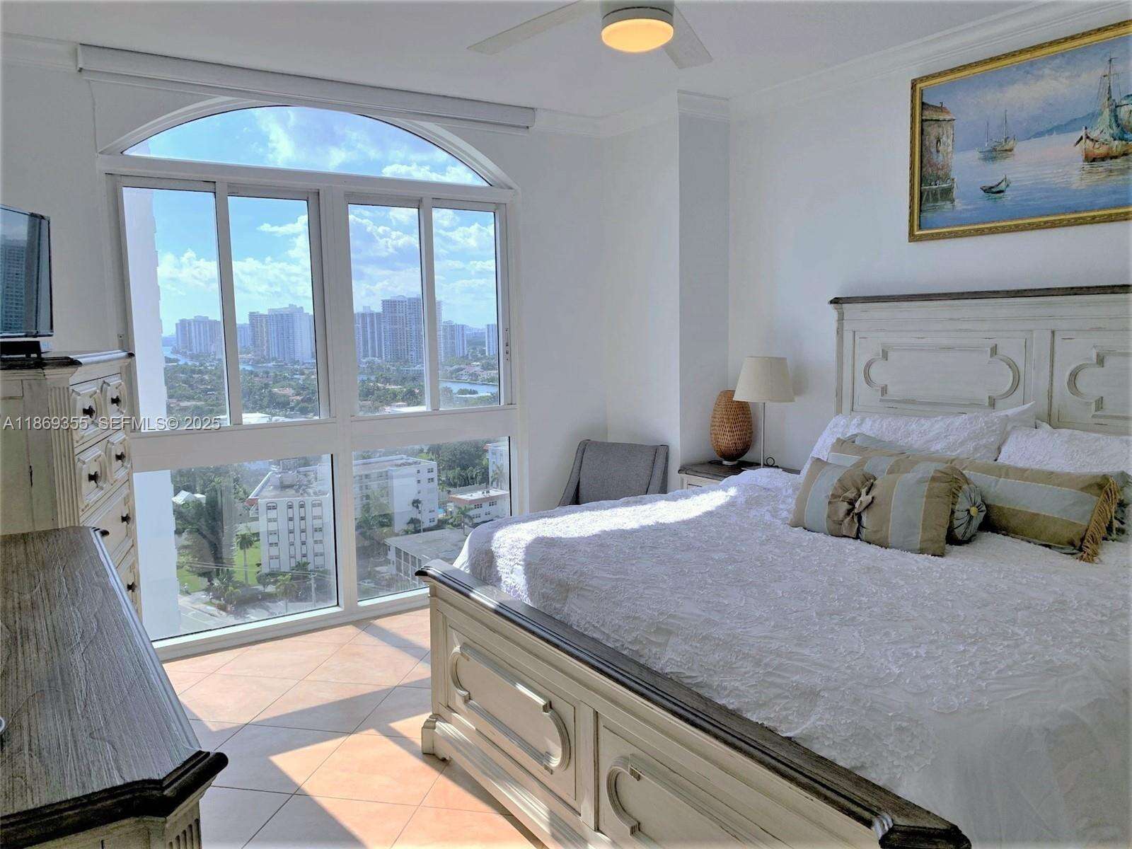2080 Ocean Dr, Hallandale Beach, FL 33009 - For Rent photo 8