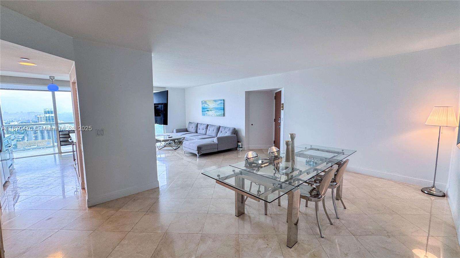 Akoya at 6365 Collins Ave, Miami Beach, FL 33141 - For Rent photo 13