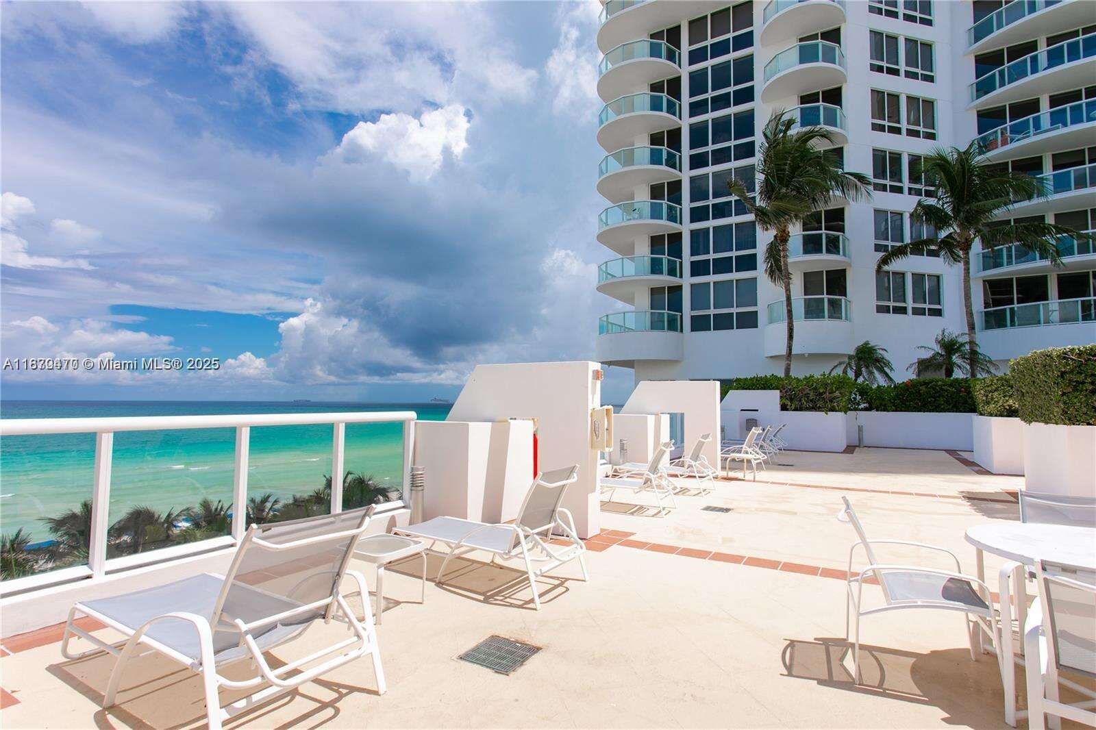Akoya at 6365 Collins Ave, Miami Beach, FL 33141 - For Rent photo 33