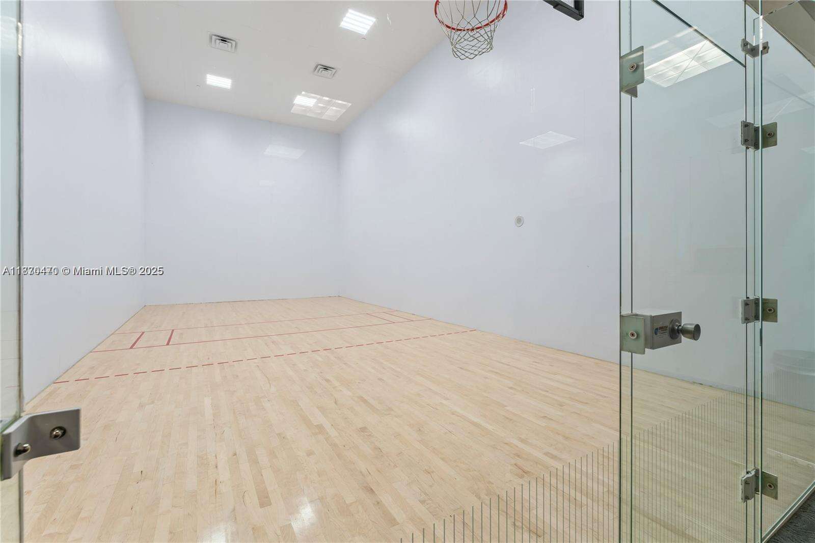 Akoya at 6365 Collins Ave, Miami Beach, FL 33141 - For Rent photo 40