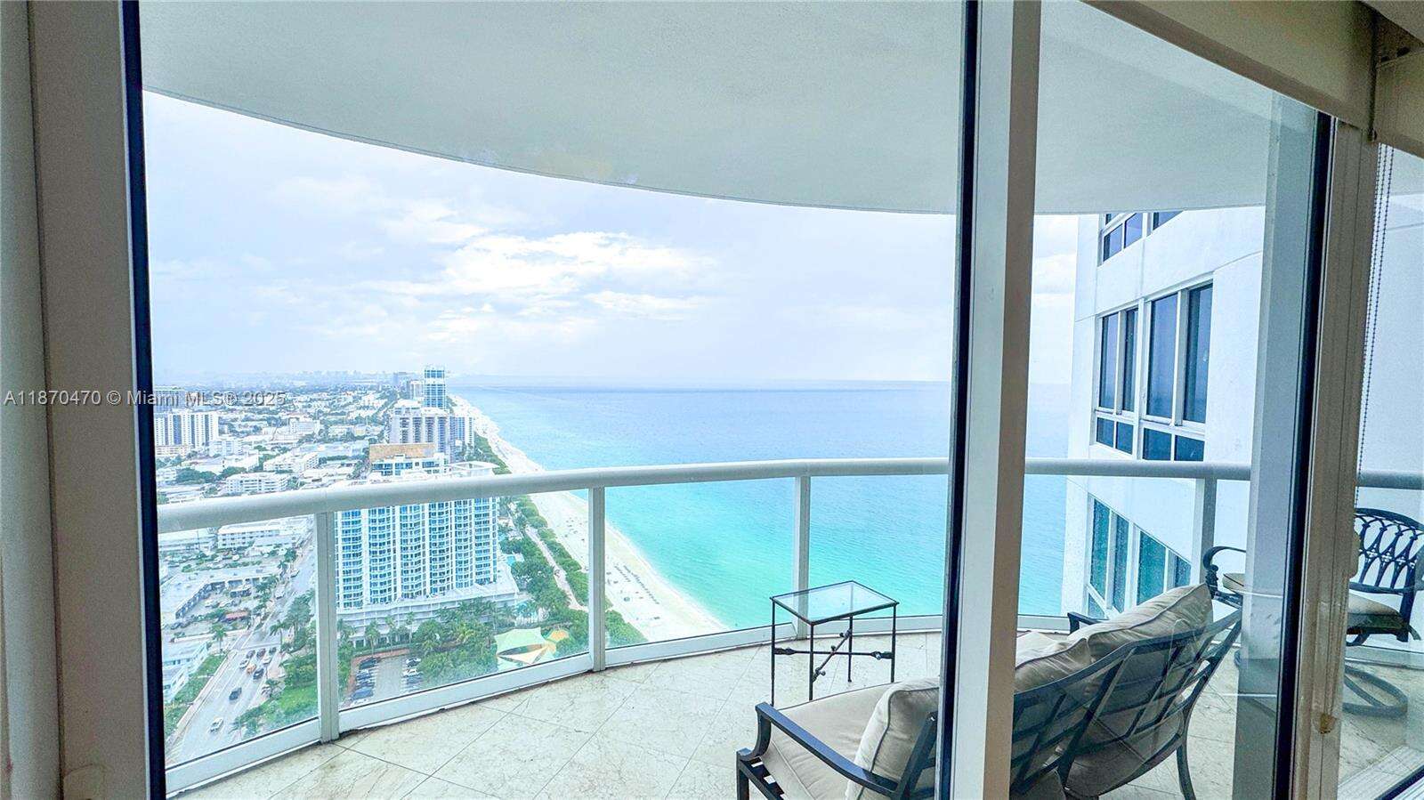 Akoya at 6365 Collins Ave, Miami Beach, FL 33141 - For Rent photo 6