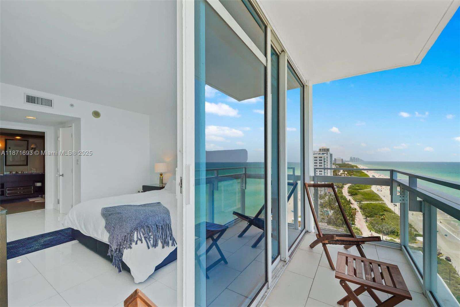 Central Carillon at 6801 Collins Ave, Miami Beach, FL 33141 - For Rent photo 24