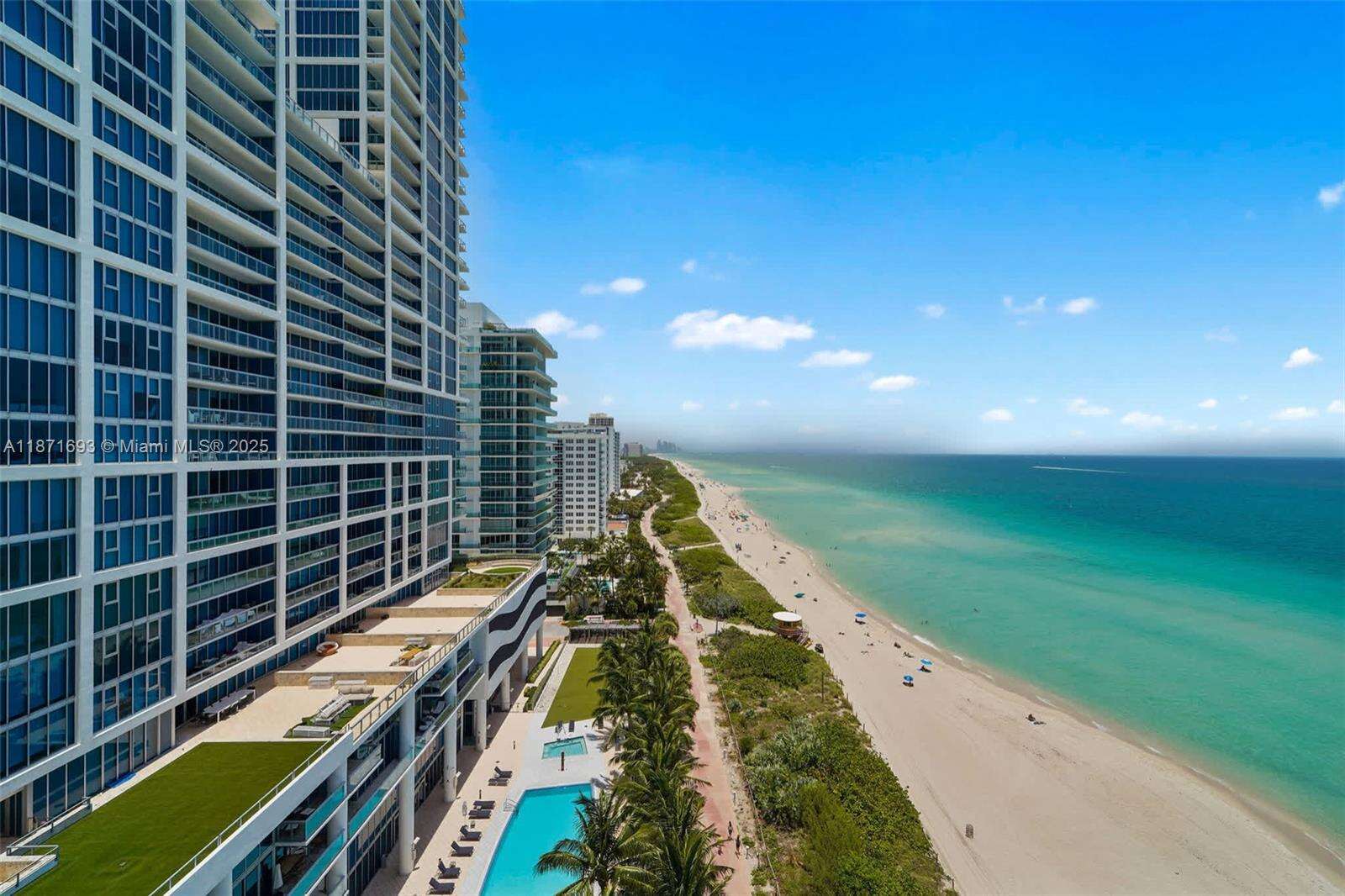 Central Carillon at 6801 Collins Ave, Miami Beach, FL 33141 - For Rent photo 29