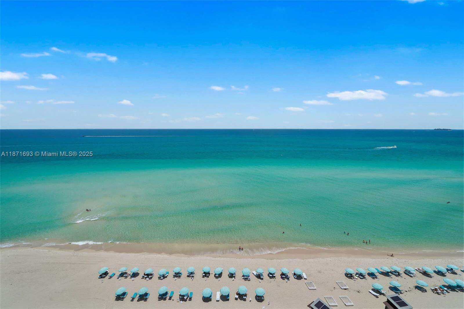 Central Carillon at 6801 Collins Ave, Miami Beach, FL 33141 - For Rent photo 9