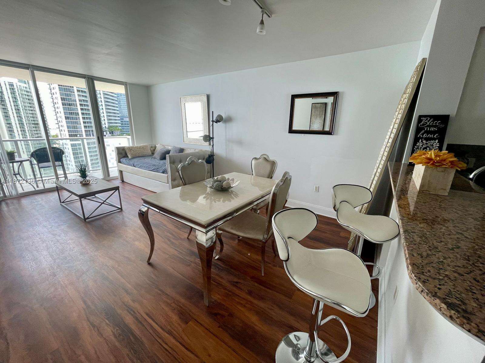 The Mark On Brickell at 1155 Brickell Bay Dr, Miami, FL 33131 - For Rent photo 2