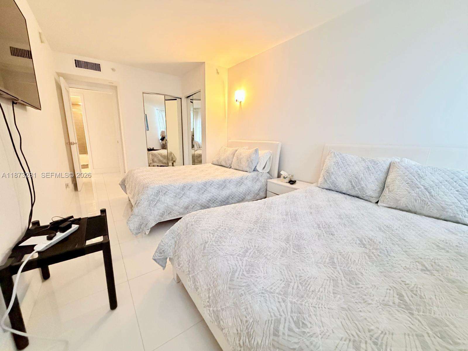 Decoplage at 100 Lincoln Rd, Miami Beach, FL 33139 - For Rent photo 8