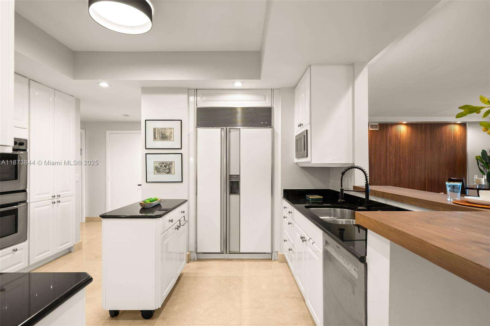 Atlantic One At The Point at 21200 Point Pl, Aventura, FL 33180 - For Rent photo 14