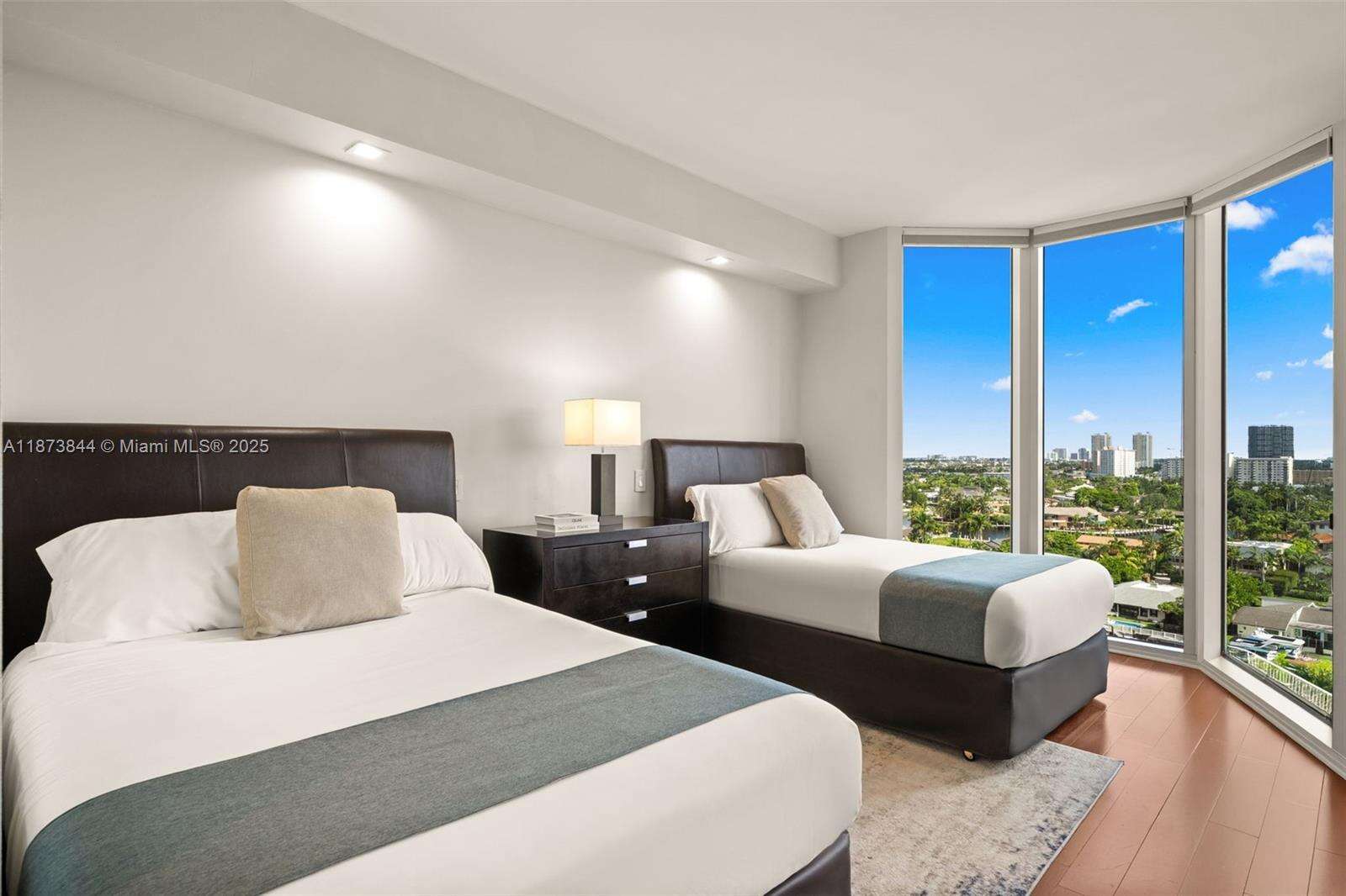 Atlantic One At The Point at 21200 Point Pl, Aventura, FL 33180 - For Rent photo 23
