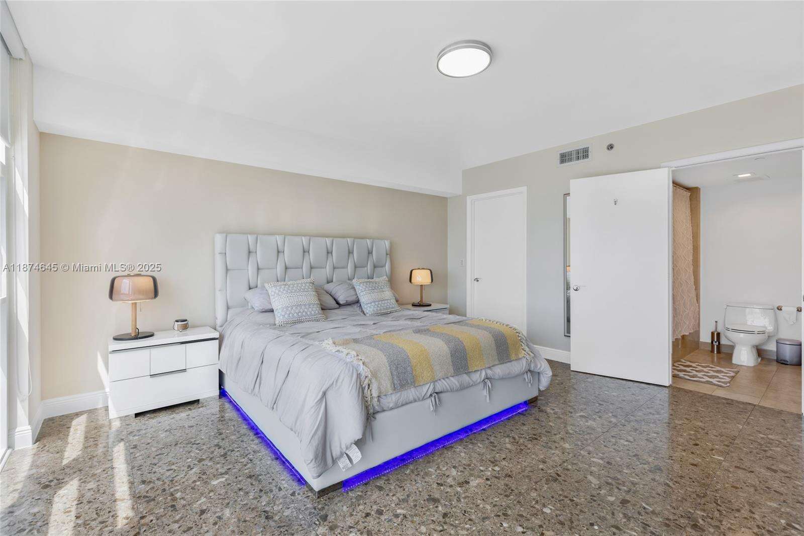 The Beach Club Two at 1830 Ocean Dr, Hallandale Beach, FL 33009 - For Rent photo 15