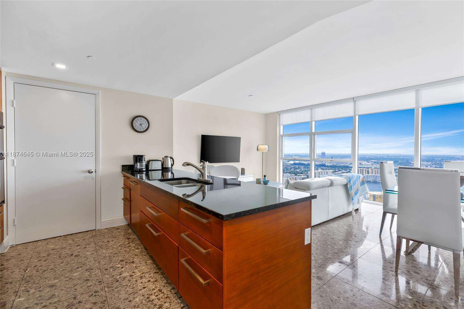 The Beach Club Two at 1830 Ocean Dr, Hallandale Beach, FL 33009 - For Rent photo 3