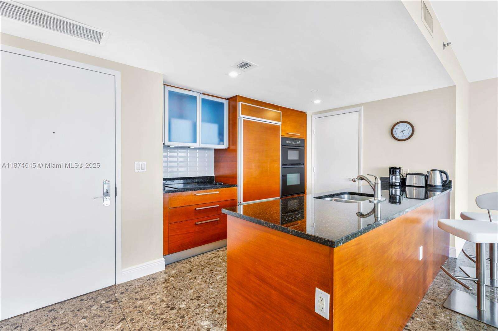 The Beach Club Two at 1830 Ocean Dr, Hallandale Beach, FL 33009 - For Rent photo 5
