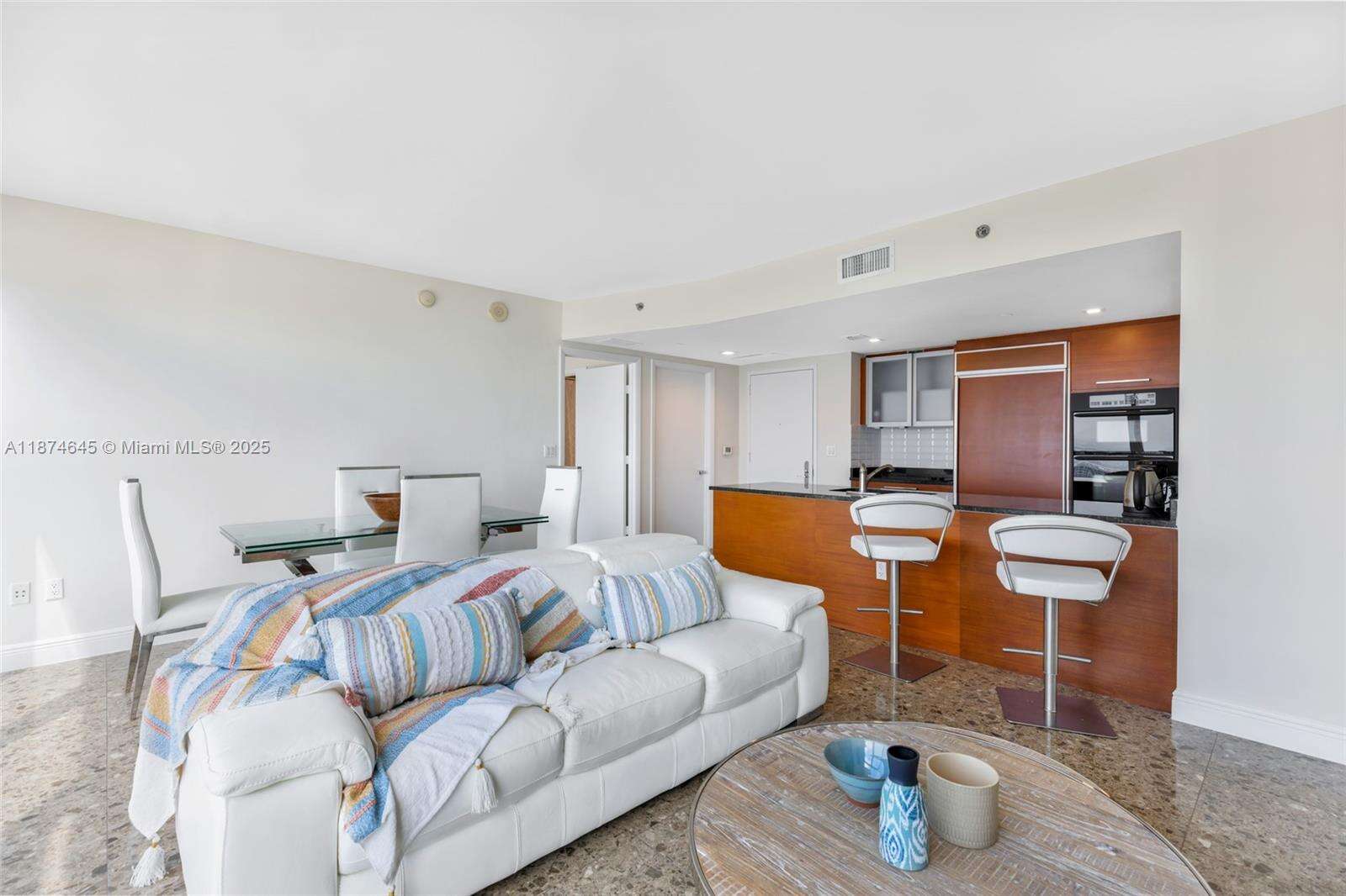 The Beach Club Two at 1830 Ocean Dr, Hallandale Beach, FL 33009 - For Rent photo 9