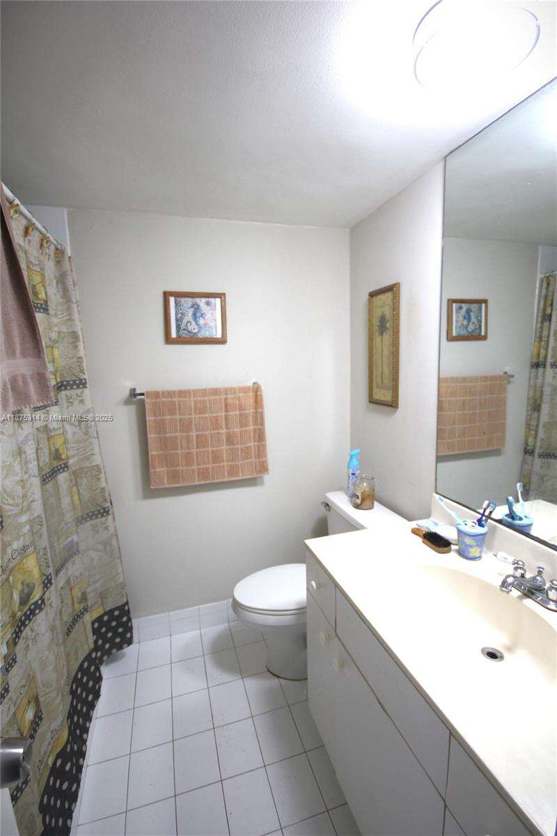Seacoast 5151 at 5161 Collins Ave, Miami Beach, FL 33140 - For Rent photo 11