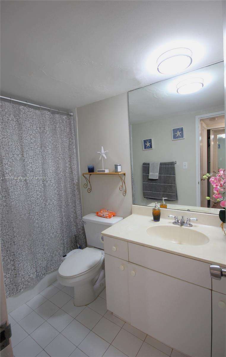 Seacoast 5151 at 5161 Collins Ave, Miami Beach, FL 33140 - For Rent photo 27