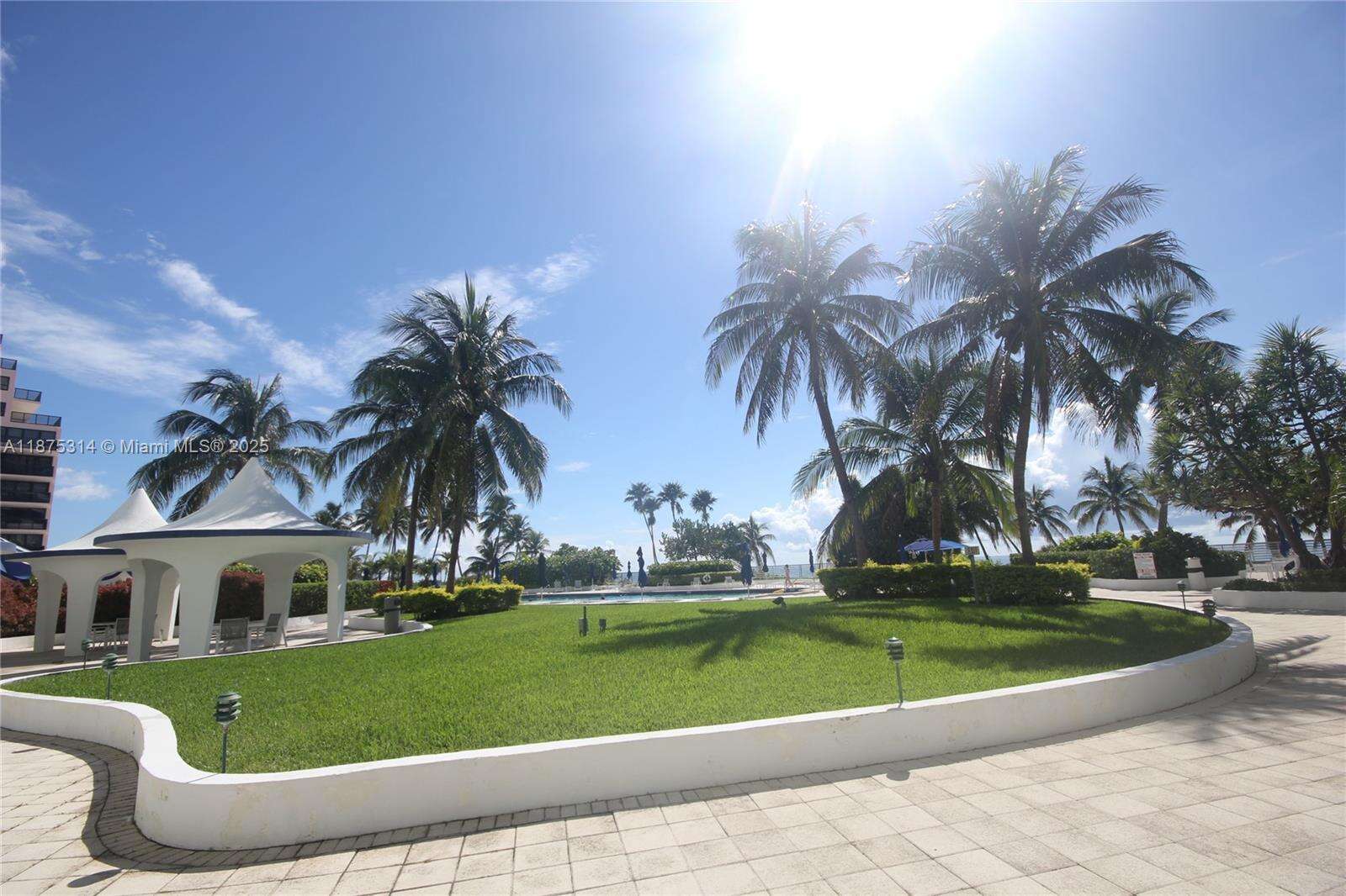 Seacoast 5151 at 5161 Collins Ave, Miami Beach, FL 33140 - For Rent photo 38