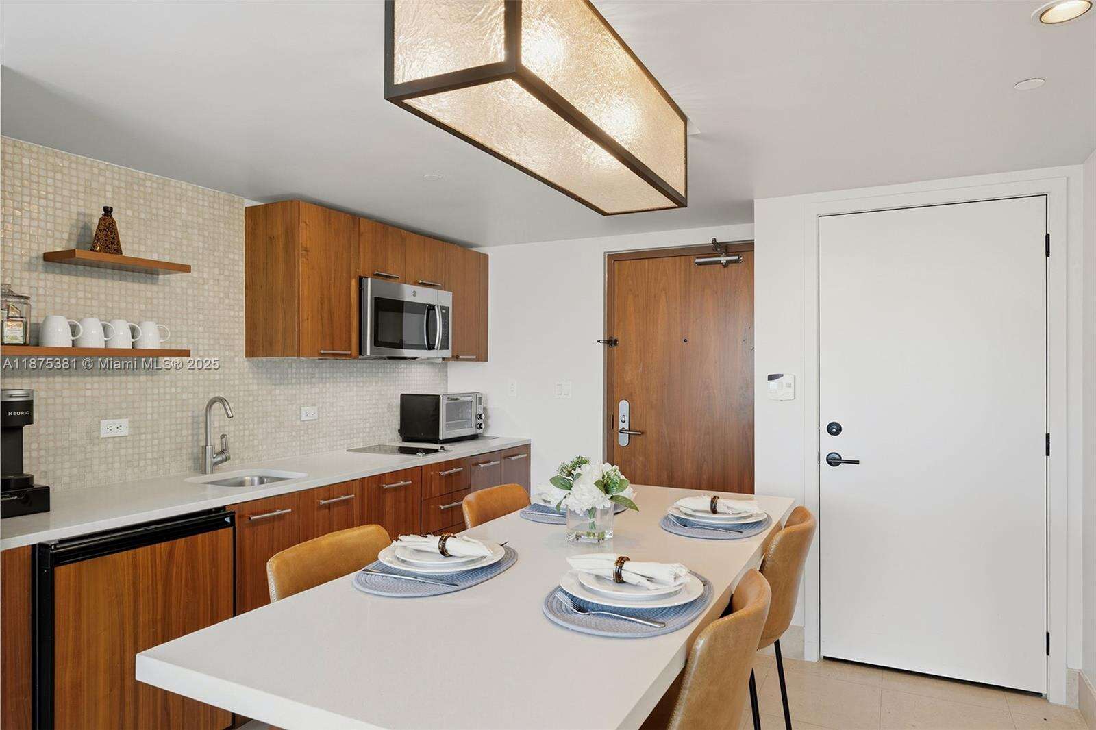 Central Carillon at Miami Beach, FL 33141 - For Rent photo 11