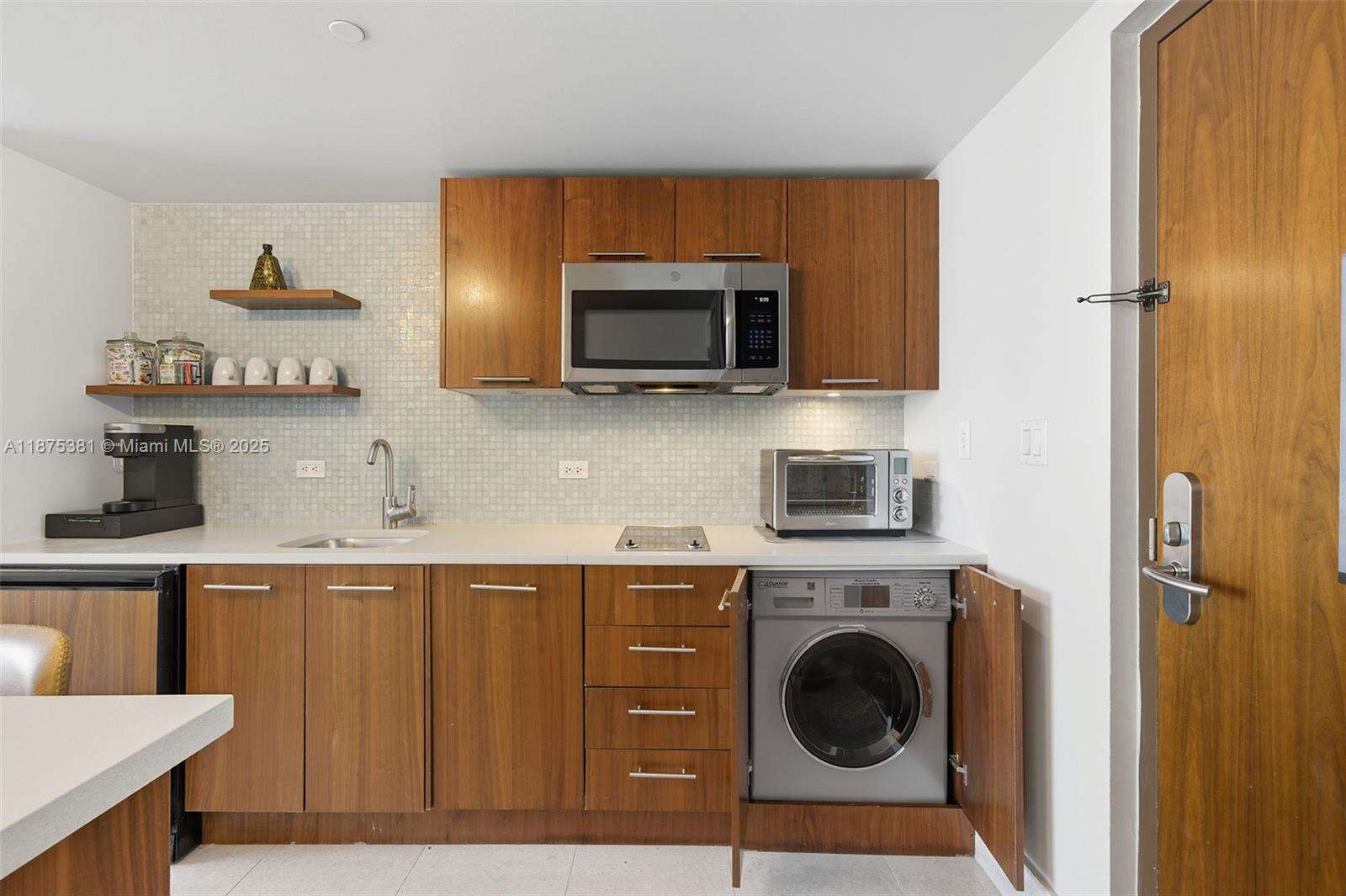 Central Carillon at Miami Beach, FL 33141 - For Rent photo 12