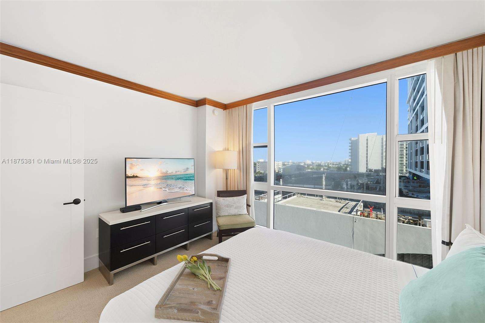 Central Carillon at Miami Beach, FL 33141 - For Rent photo 4