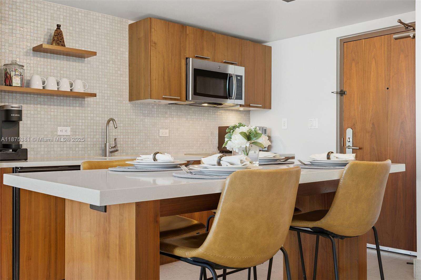 Central Carillon at Miami Beach, FL 33141 - For Rent photo 10