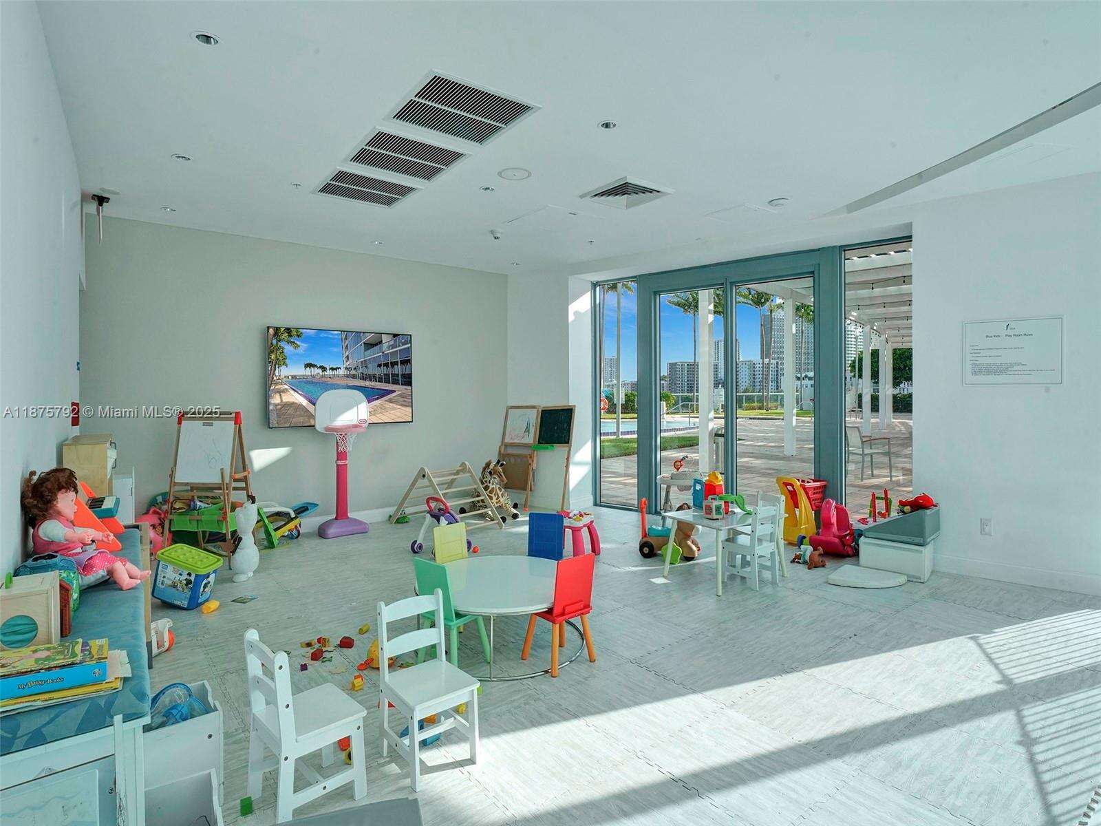Blue at 601 36th St, Miami, FL 33137 - For Rent photo 41